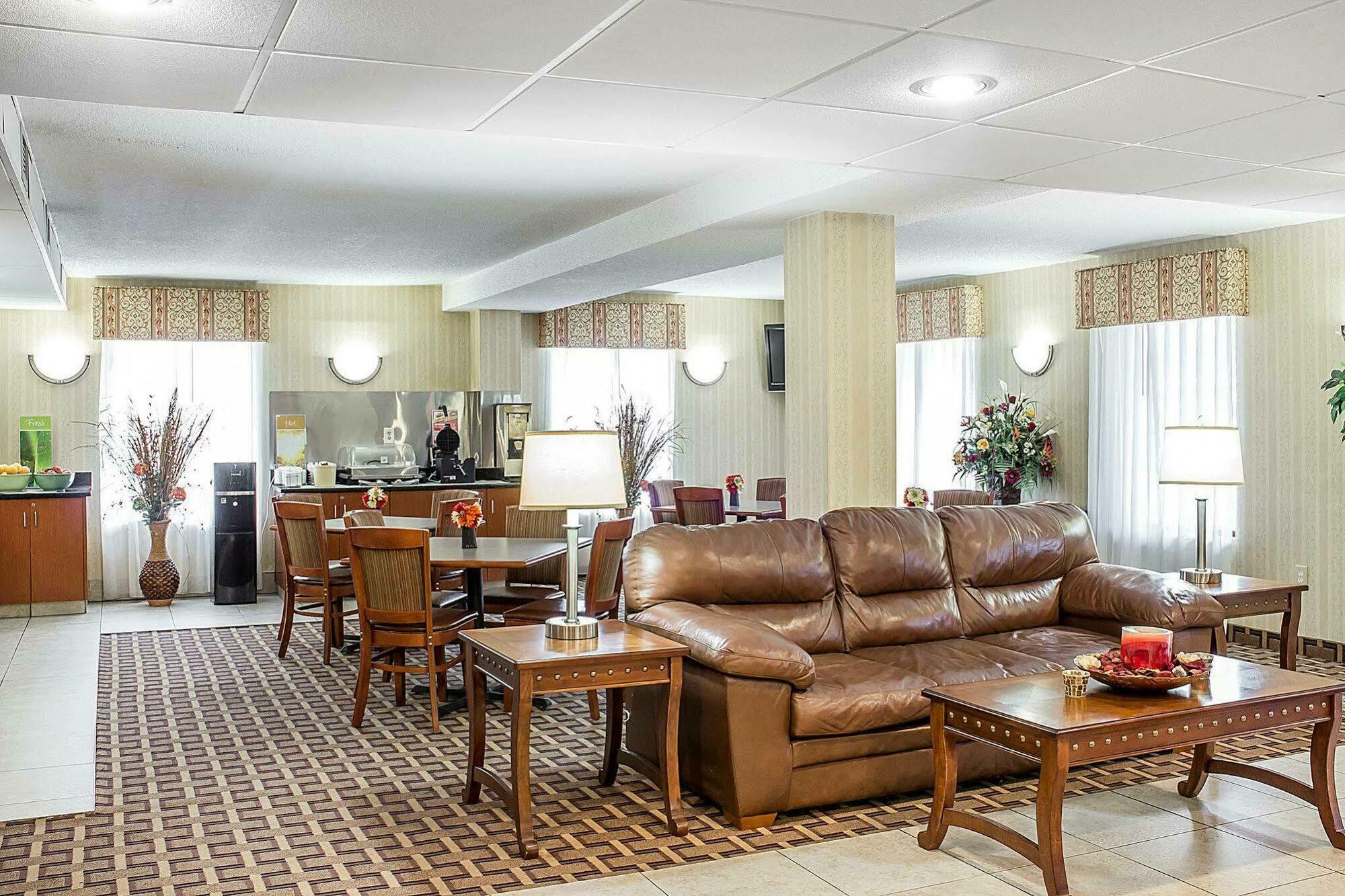 Quality Inn North Battleboro Exterior photo